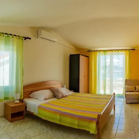 Апартаменты Dari - Near The Beach Рогозница