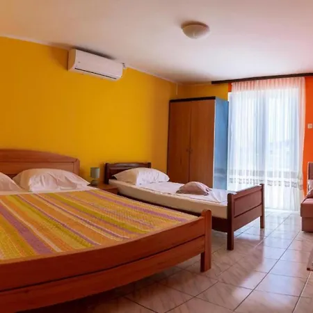Апартаменты Dari - Near The Beach