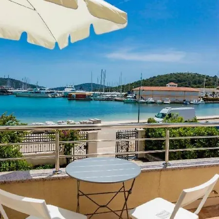 Dari - Near The Beach Апартаменты