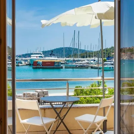 Dari - Near The Beach Апартаменты
